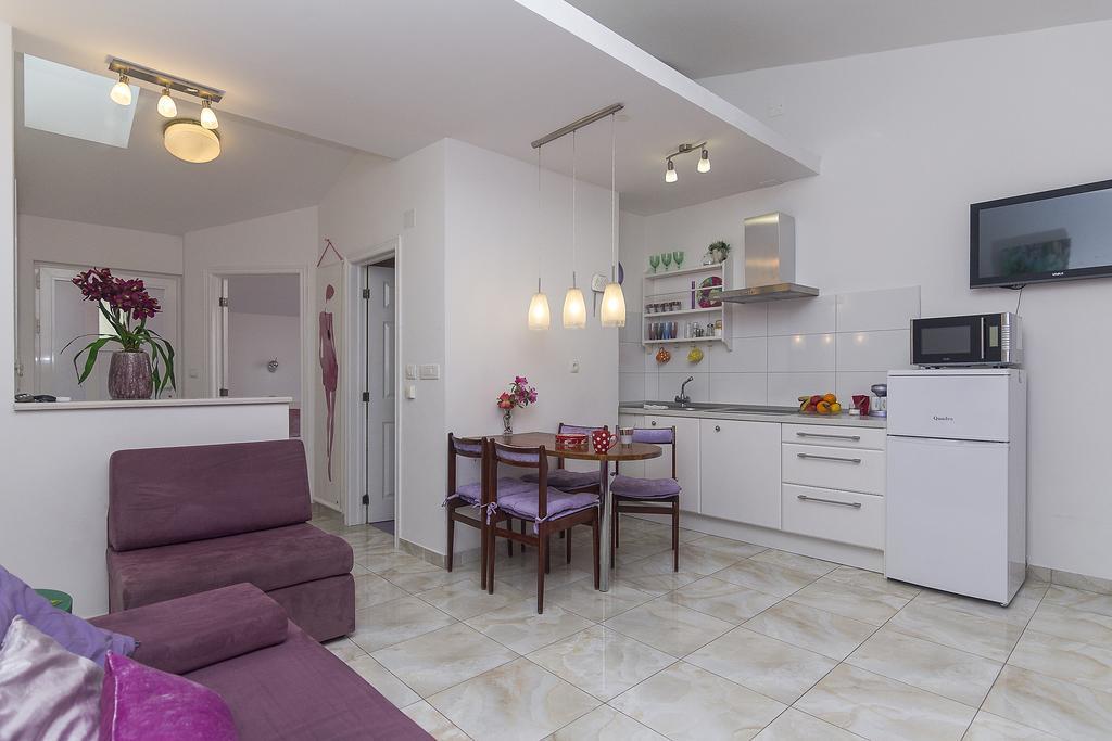 Apartments Barbara Makarska Buitenkant foto